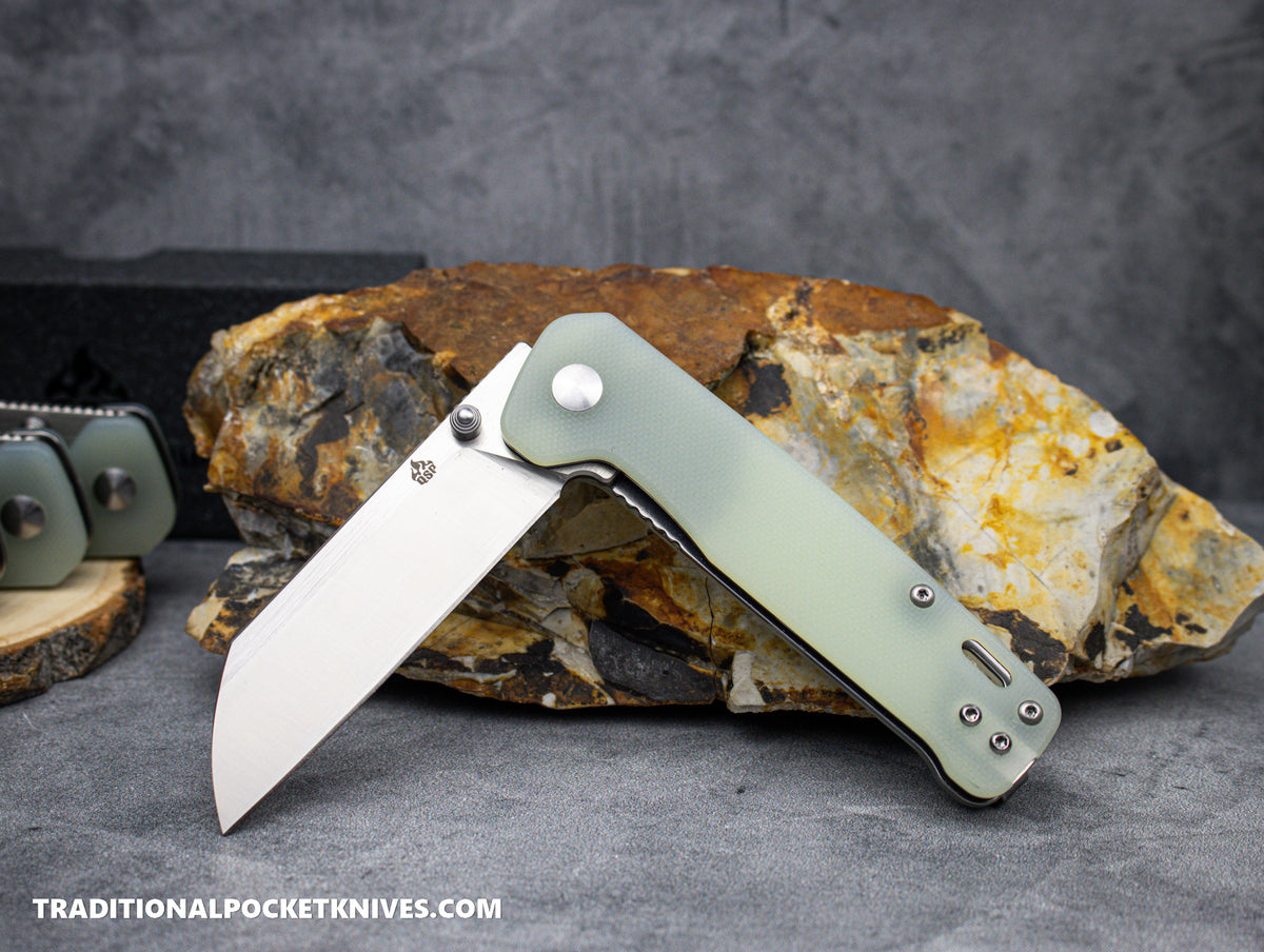 QSP Penguin Knife QS130-V Jade Green G10 D2 Steel
