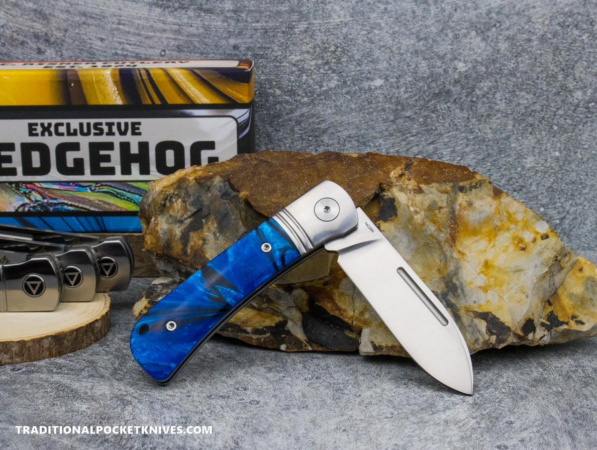 QSP Exclusive Hedgehog Knife QS142SP: Blue Wave Acrylic 14C28N Spearpoint
