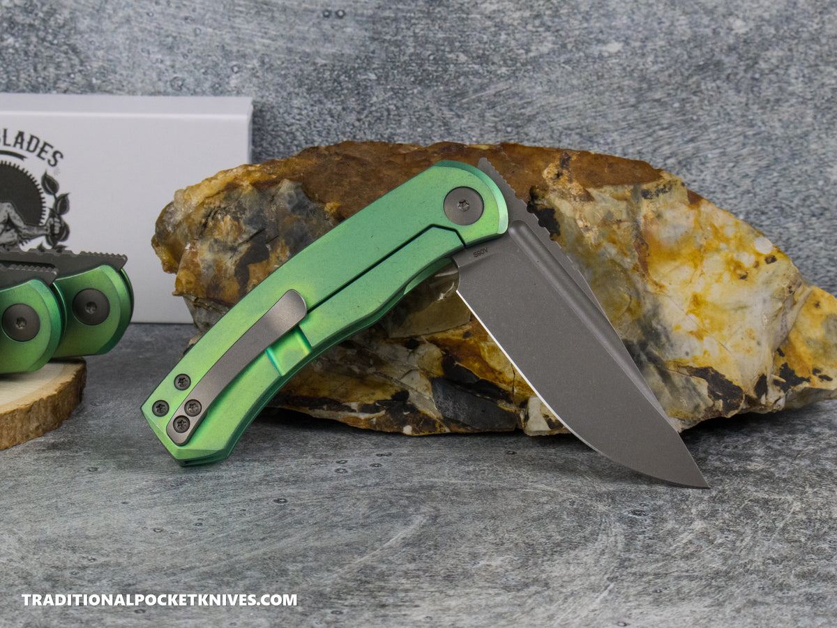 BergBlades Mini Alpha - Green Anodized Stonewashed Titanium - Dark Stonewashed S90V