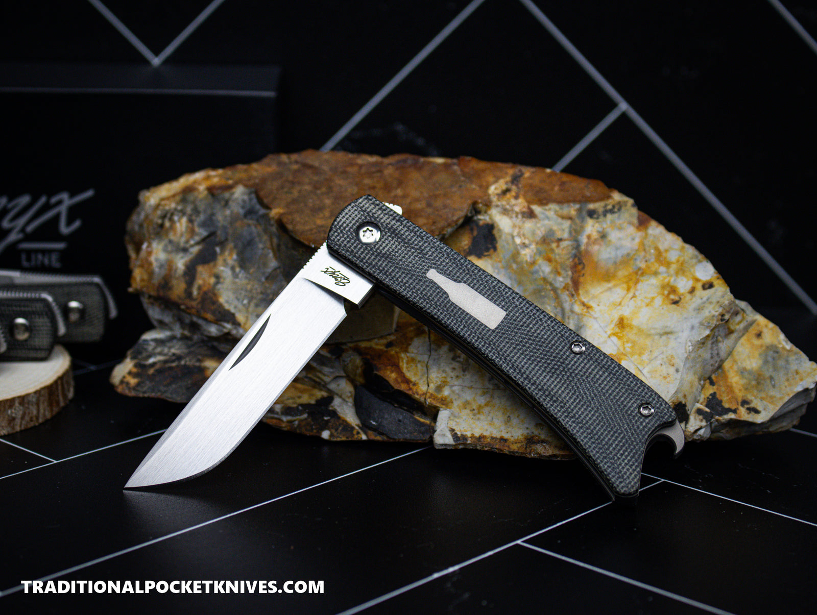 ESNYX Beer Buster Junior Silver Line Slipjoint Review - Is