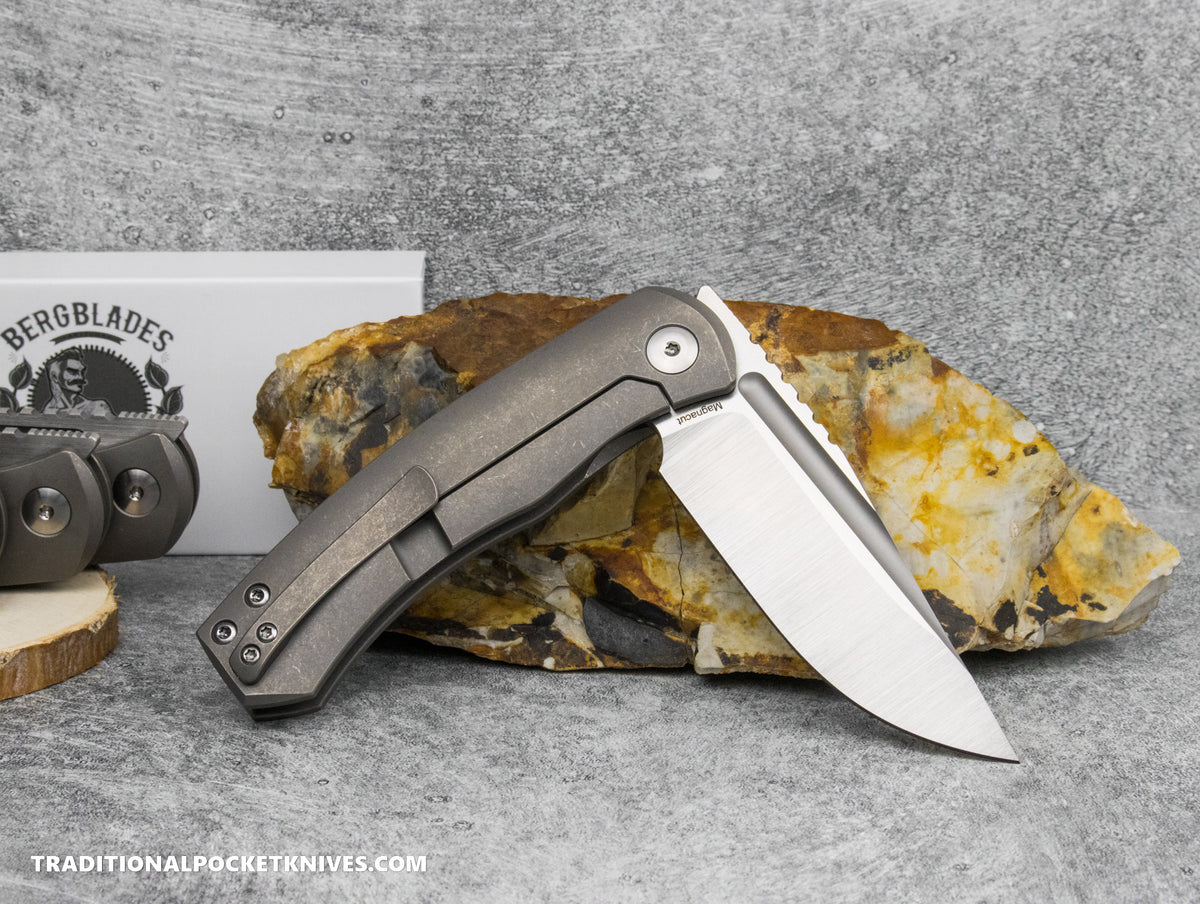 BergBlades Alpha Frame Lock Sandblast Stonewash Titanium Satin Magnacut