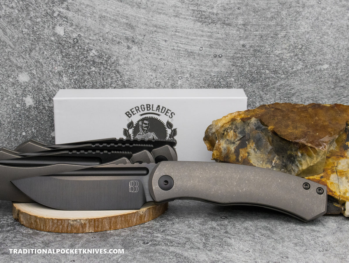 BergBlades Alpha Frame Lock Sandblast Stonewash Titanium DLC Magnacut