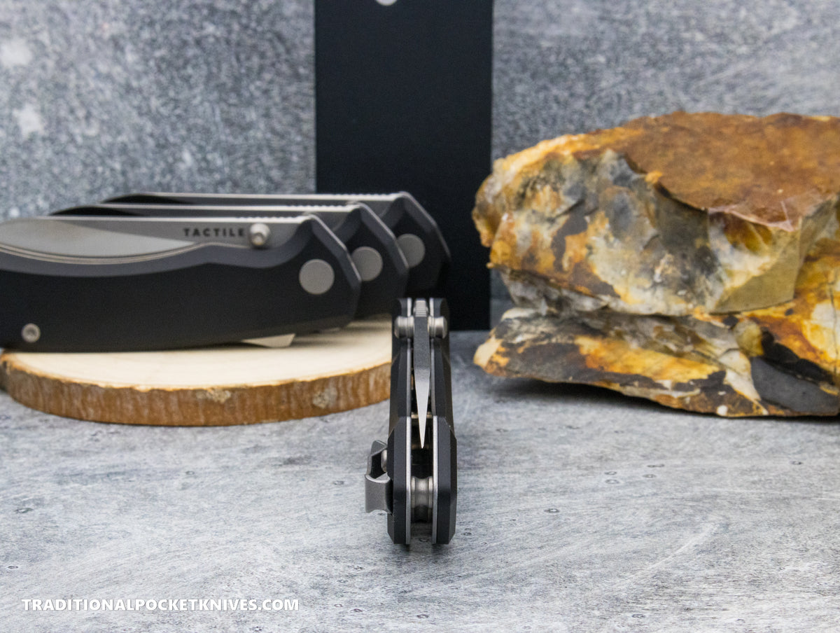 Tactile Knife Co. Chupacabra Black Aluminium Satin Magnacut