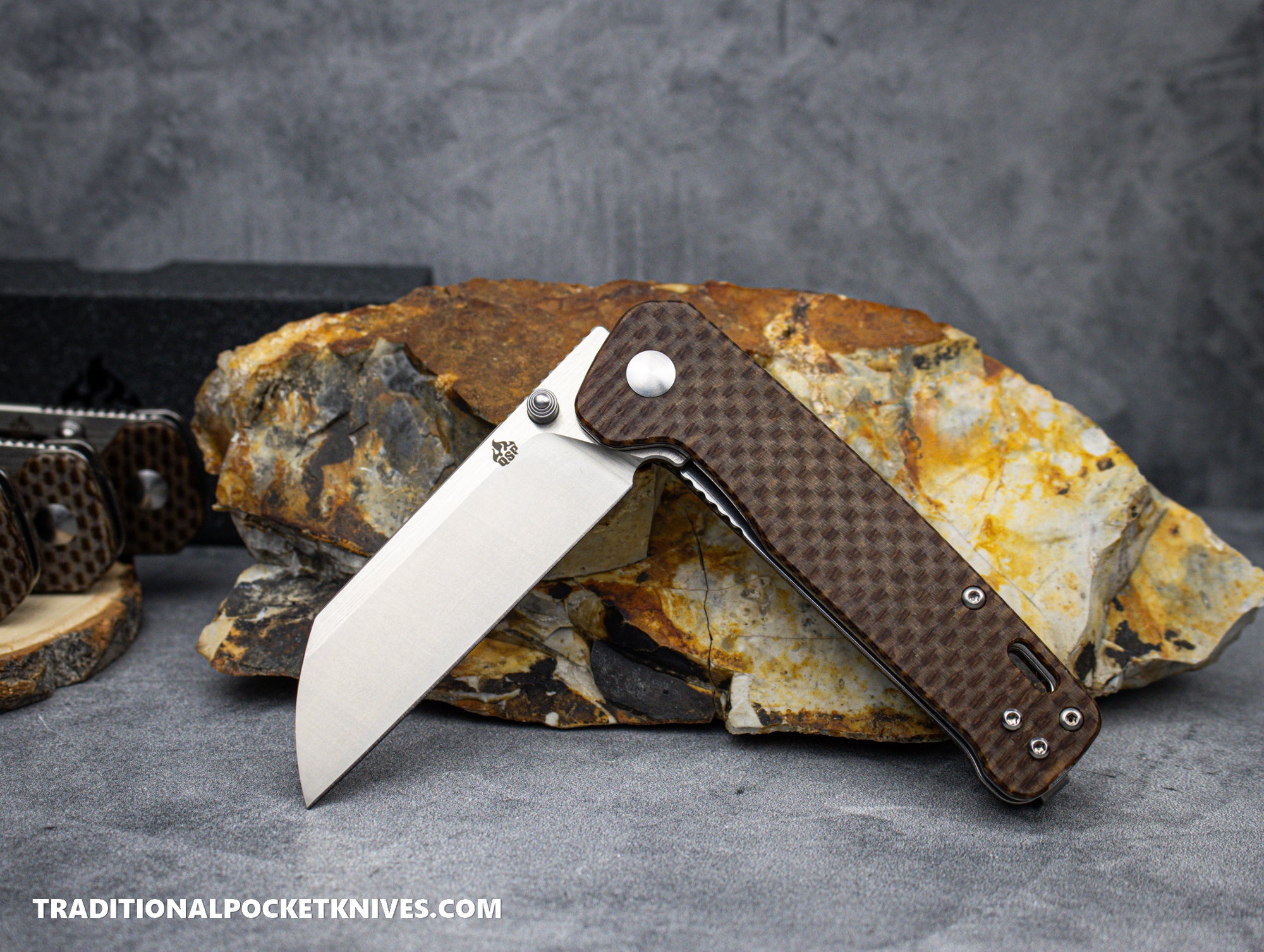 QSP Penguin Knife QS130-A Brown Texture Micarta D2 Steel