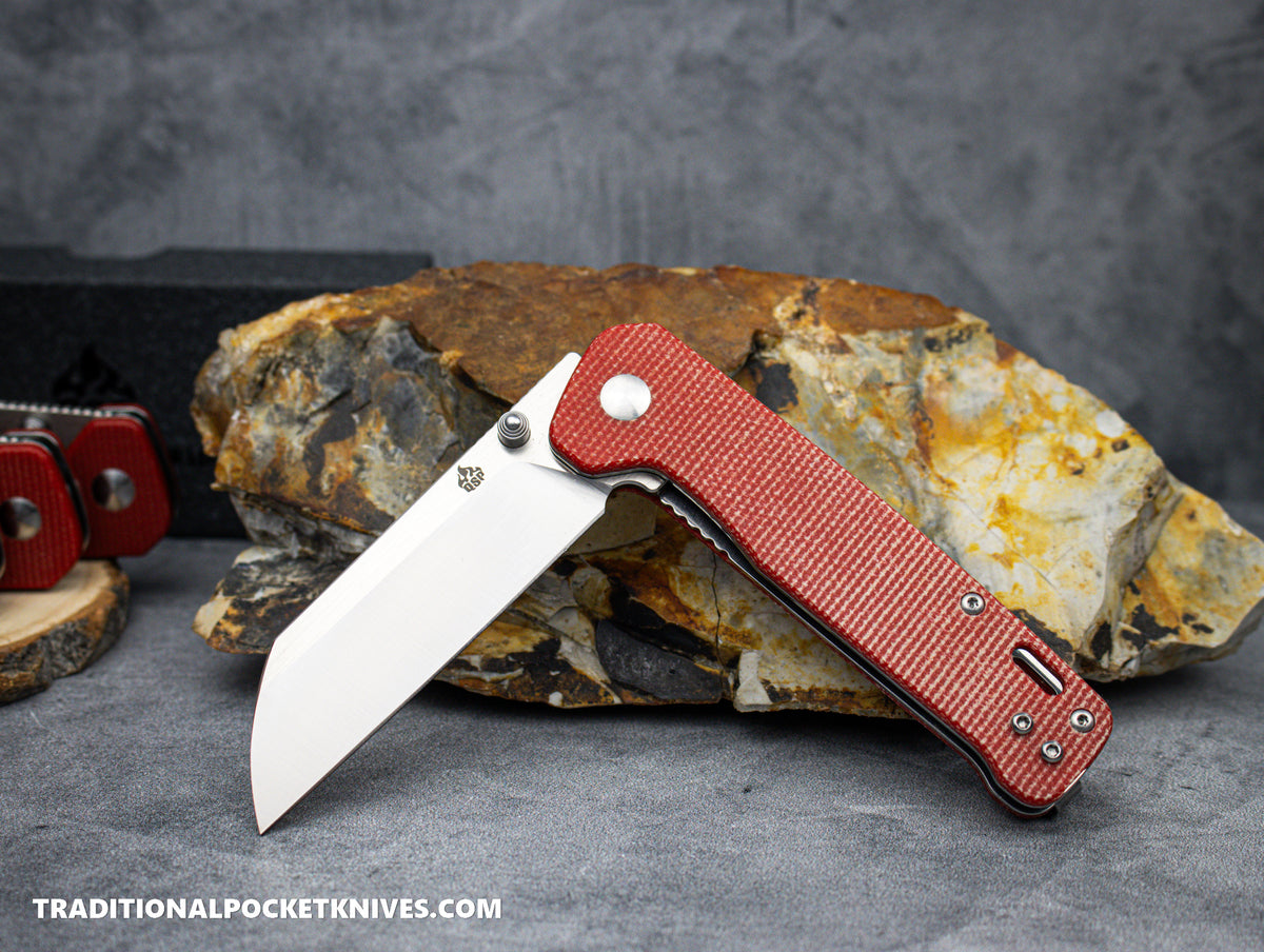 QSP Penguin Knife QS130-D Red Micarta D2 Steel