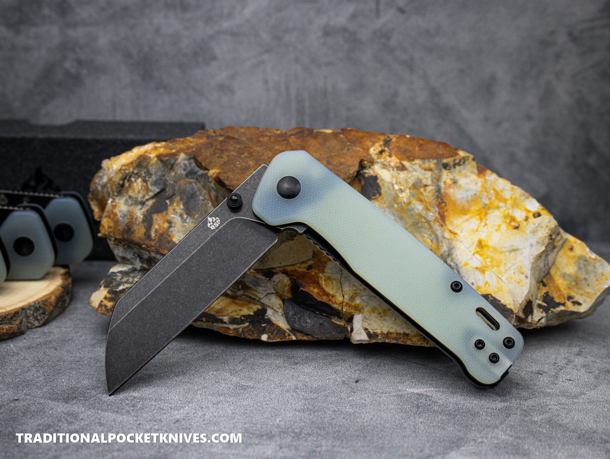 QSP Penguin Knife QS130-W Jade Green G10 D2 Steel