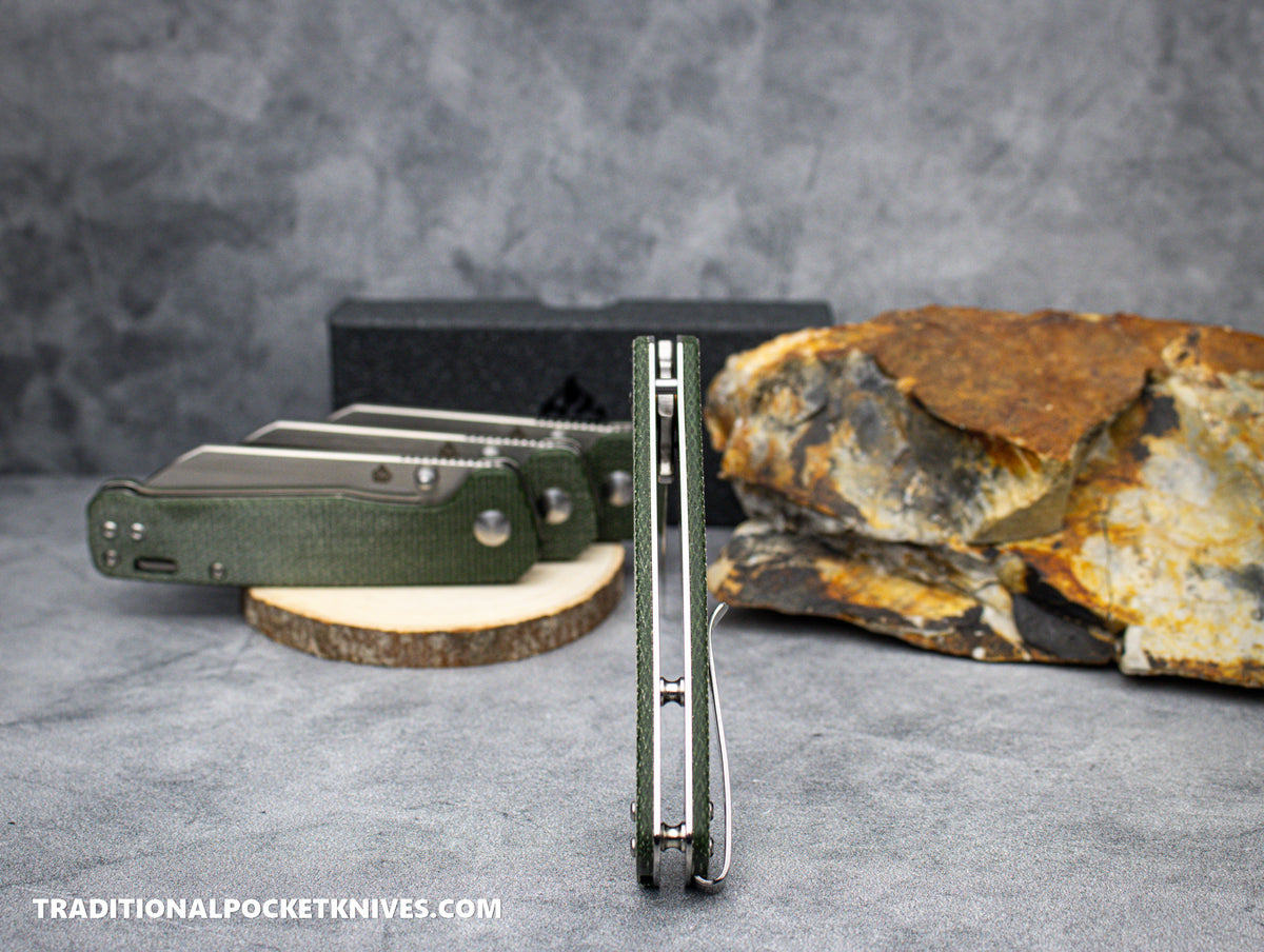 QSP Penguin Knife QS130-C Green Micarta D2 Steel