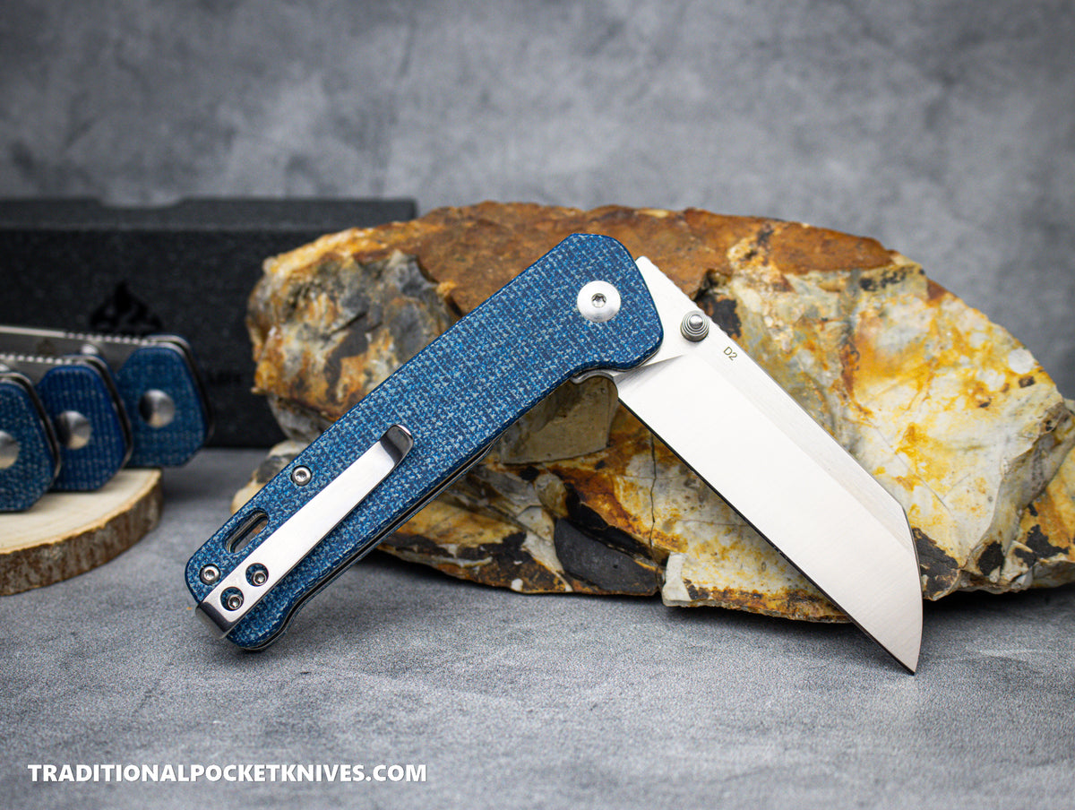 QSP Penguin Knife QS130-H Blue Micarta D2 Steel