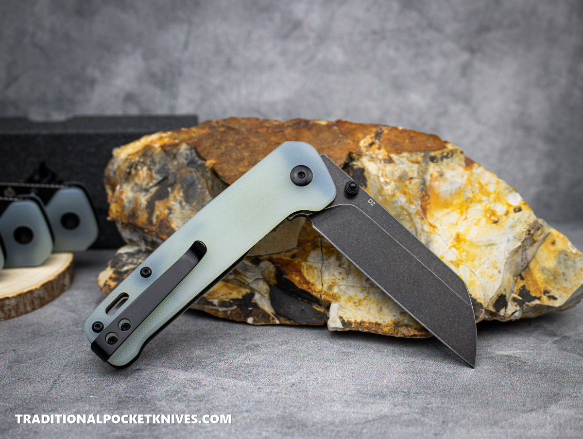 QSP Penguin Knife QS130-W Jade Green G10 D2 Steel