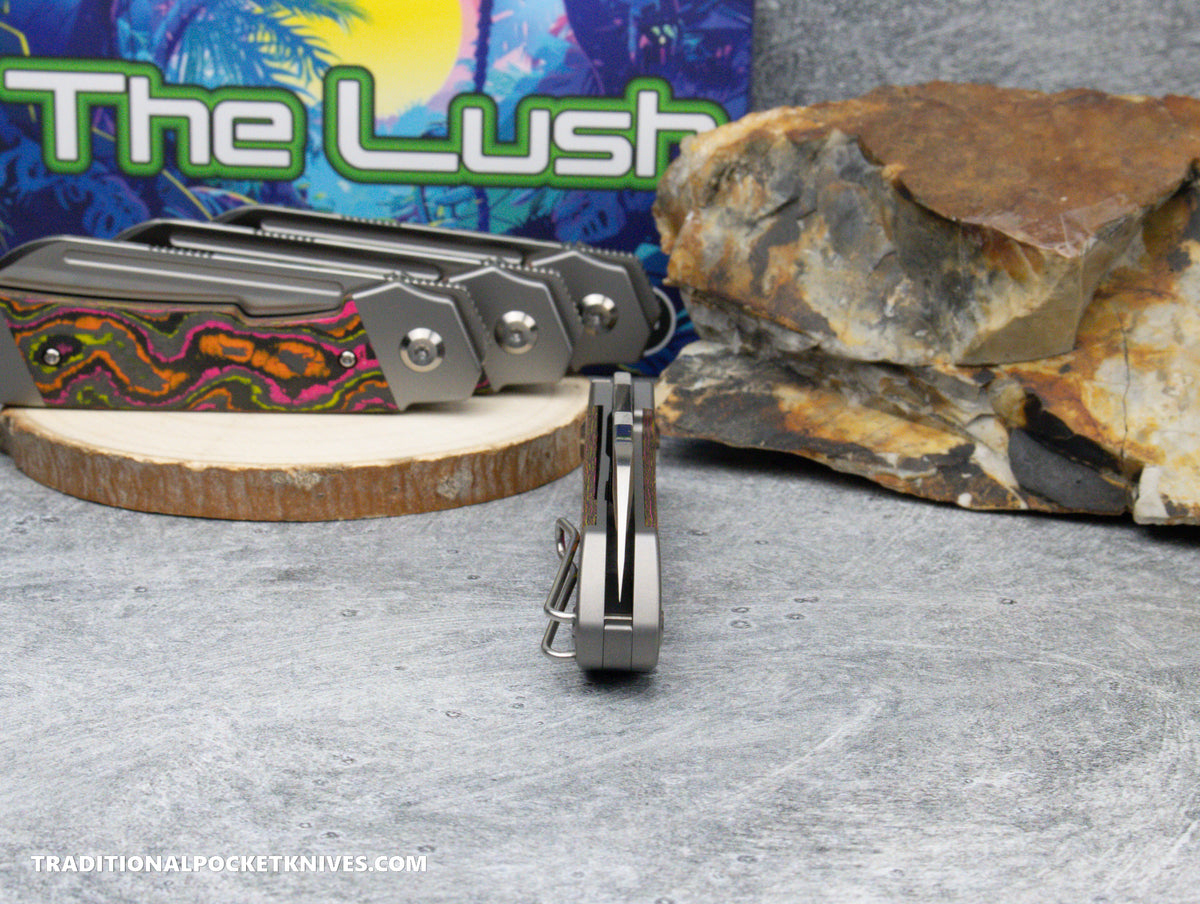 Divo Knives Lush CamoCarbon Flo Party