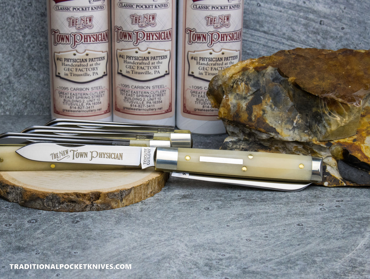 Great Eastern Cutlery #412226 Tidioute Cutlery Town Physician Smooth Oiled Bone