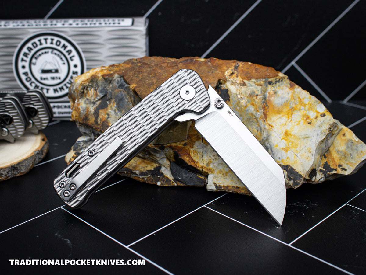 QSP Exclusive Penguin Button Lock Knife Gray Jigged Titanium