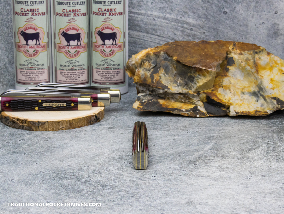 Great Eastern Cutlery #412226 Tidioute Cutlery Town Physician Black Raspberry Jigged Bone