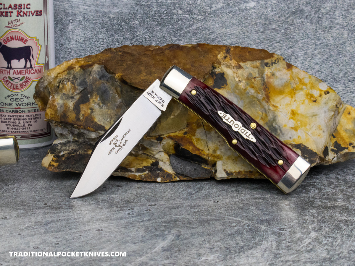 Great Eastern Cutlery #441126 Tidioute Cutlery Buffalo Jack Strawberry Jigged Bone