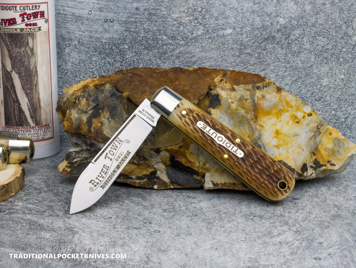 Great Eastern Cutlery #862125 Tidioute Cutlery River Town Single Jack Antique Amber Jigged Bone