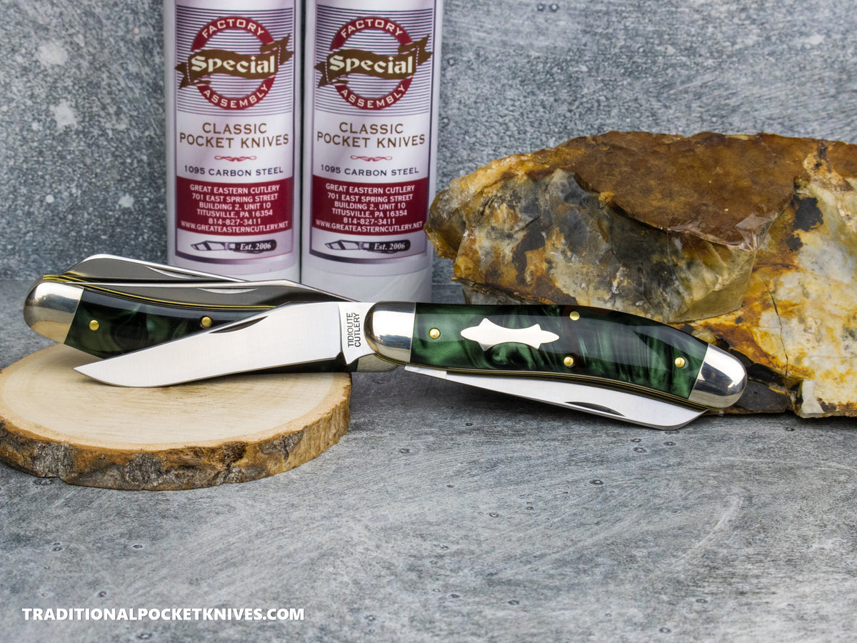 Great Eastern Cutlery #888225 Tidioute Cutlery Bayou Trapper Hummingbird Acrylic - Special Factory Assembly