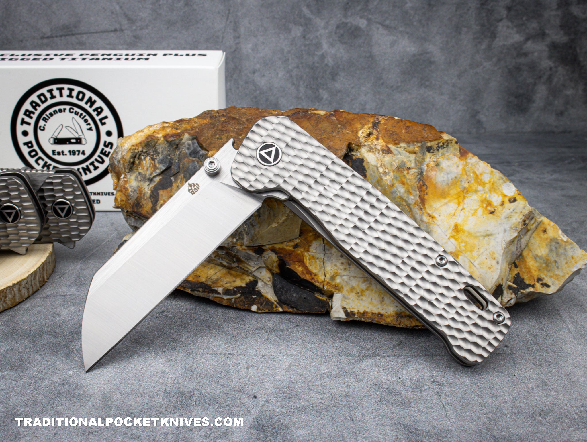 QSP Exclusive Penguin Plus Knife QS130XL Gray Jigged Titanium M390 - C. Risner Cutlery LLC