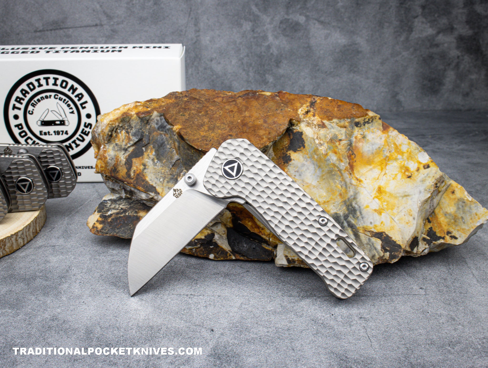 QSP Exclusive Penguin Mini Knife QS130XS Gray Jigged Titanium M390 - C. Risner Cutlery LLC