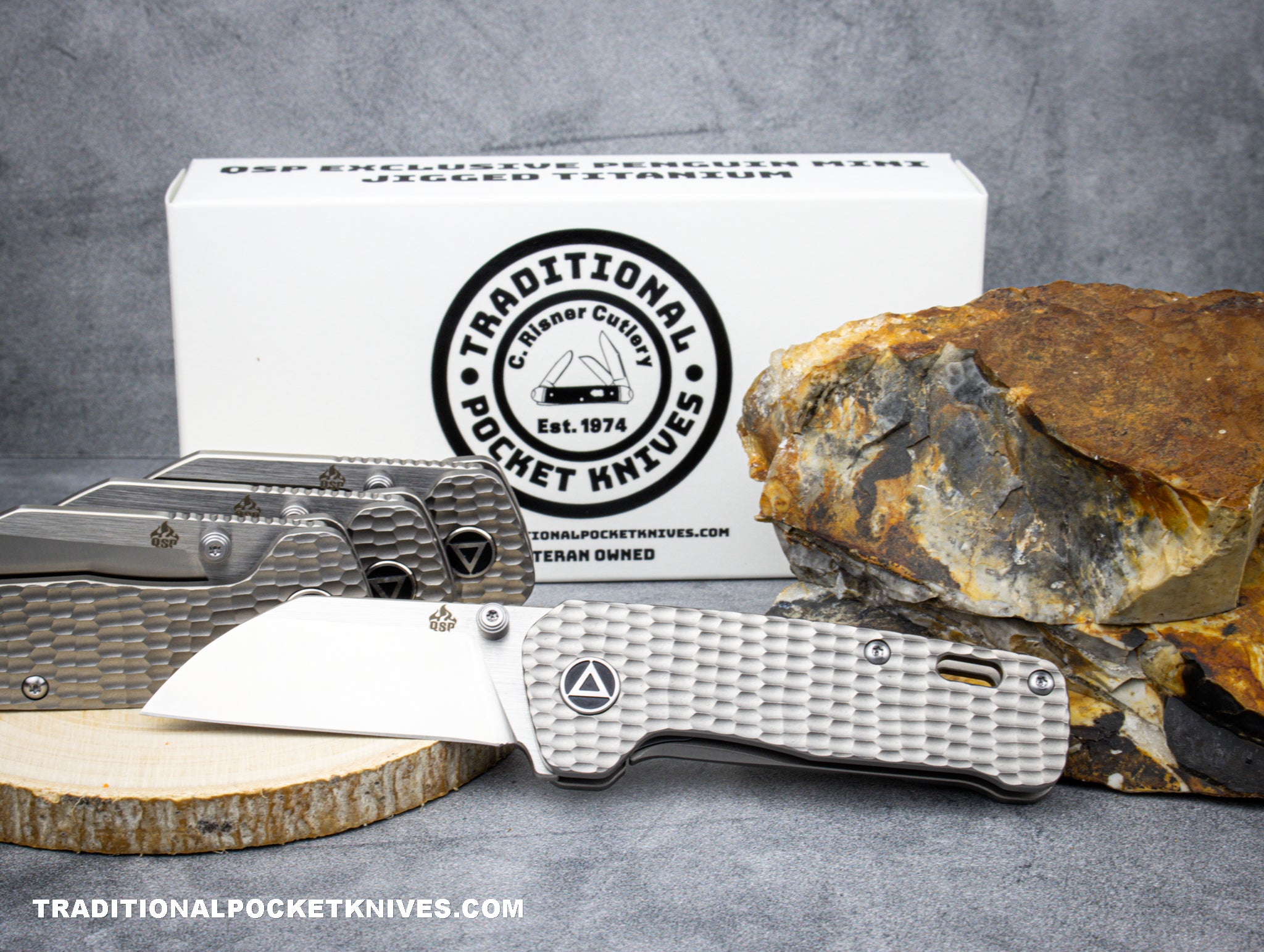 QSP Exclusive Penguin Mini Knife QS130XS Gray Jigged Titanium M390 - C. Risner Cutlery LLC