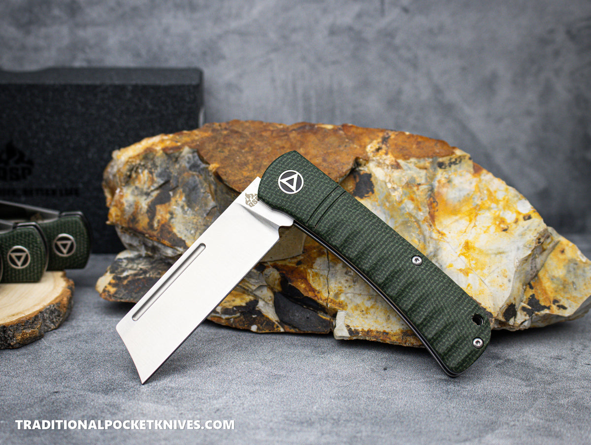 QSP Hedgehog Knife QS142-A Green Micarta 14C28N Steel