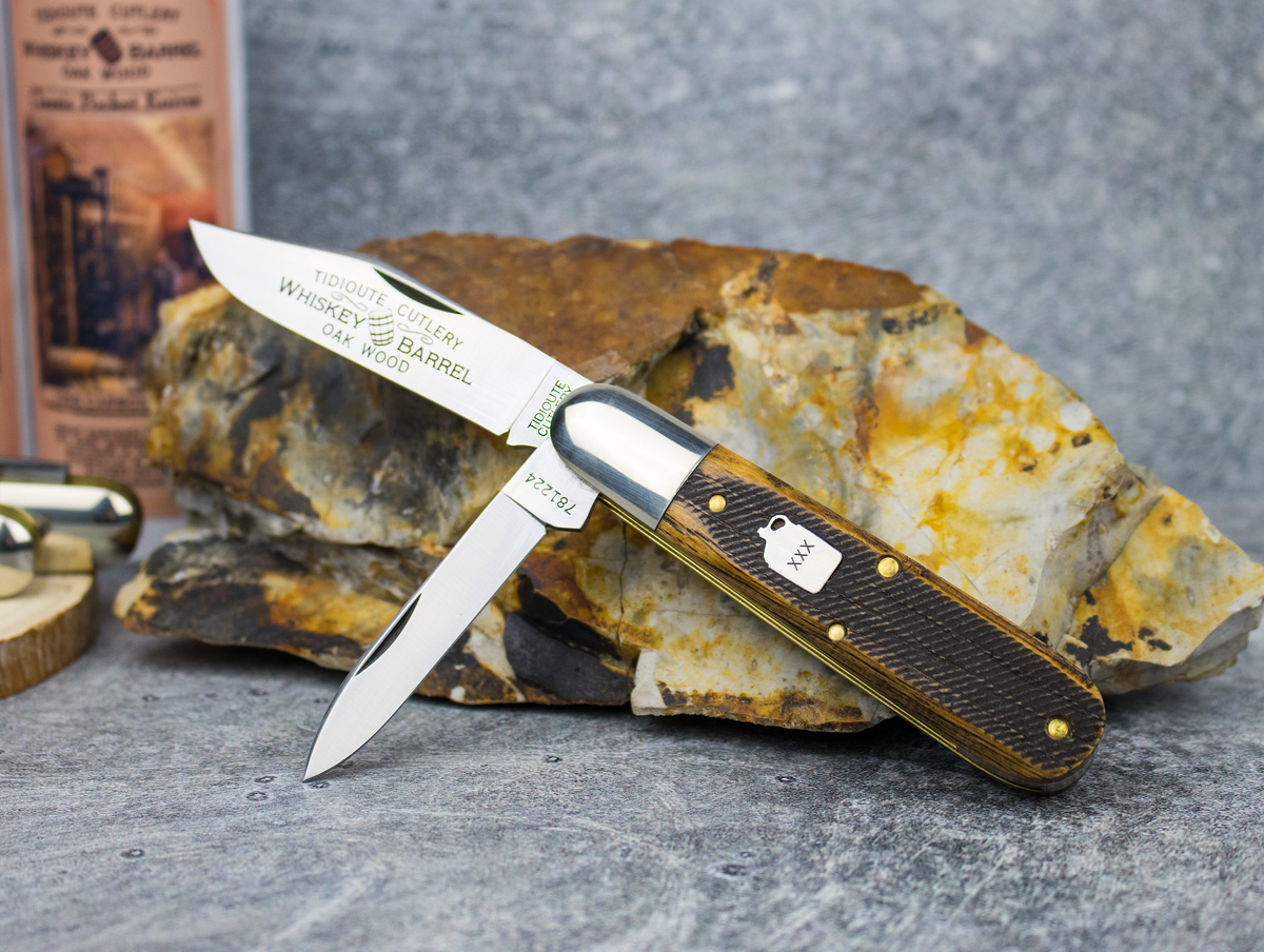 Great Eastern Cutlery #781224 Tidioute Cutlery Bullet End Barlow Sawcut Barrel Oak