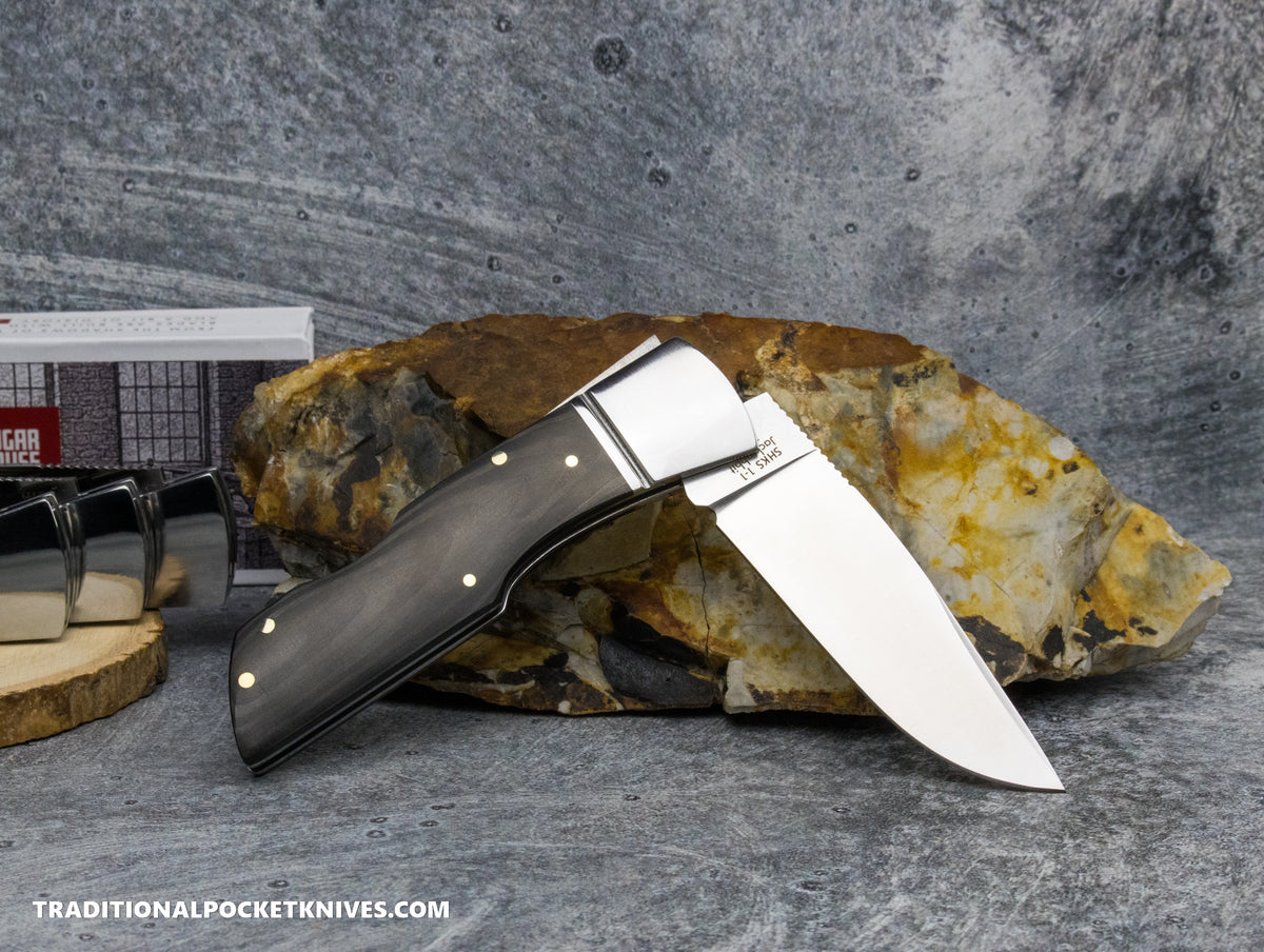 Finch Jackrabbit Jazz Stripes Carbon Fiber - Sugar House Knife Syndicate Series