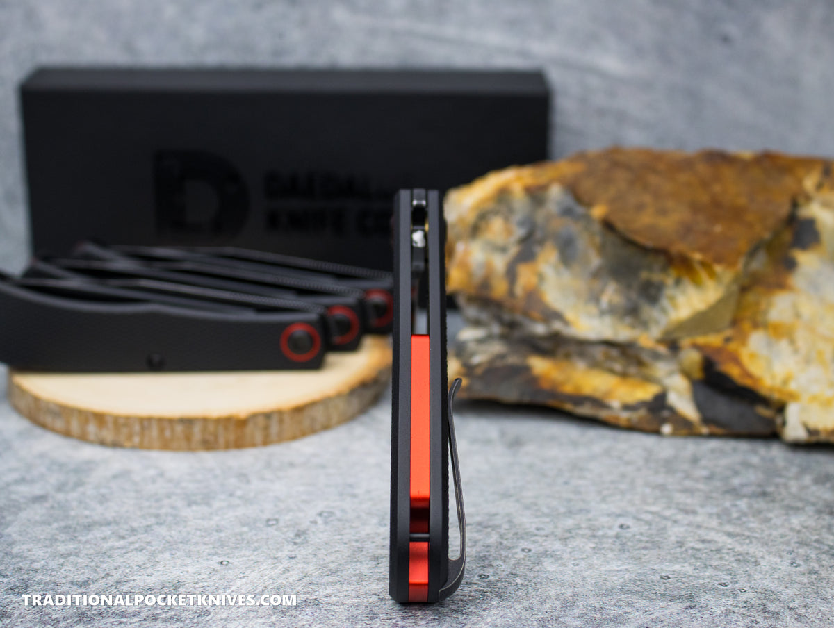 Daedalus Knife Co. &quot;The Lab&quot; Checkered Black Anodized Aluminum