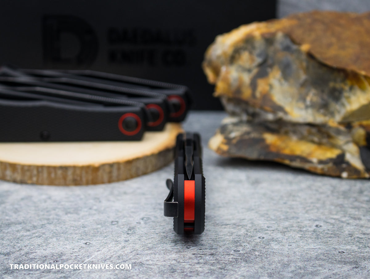 Daedalus Knife Co. &quot;The Lab&quot; Checkered Black Anodized Aluminum