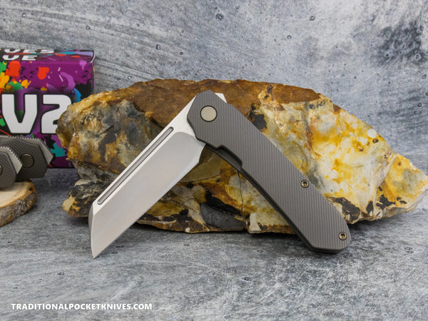 Divo Knives Exclusive Lush V2: Righty - Full Ti Darkblast Sawcut