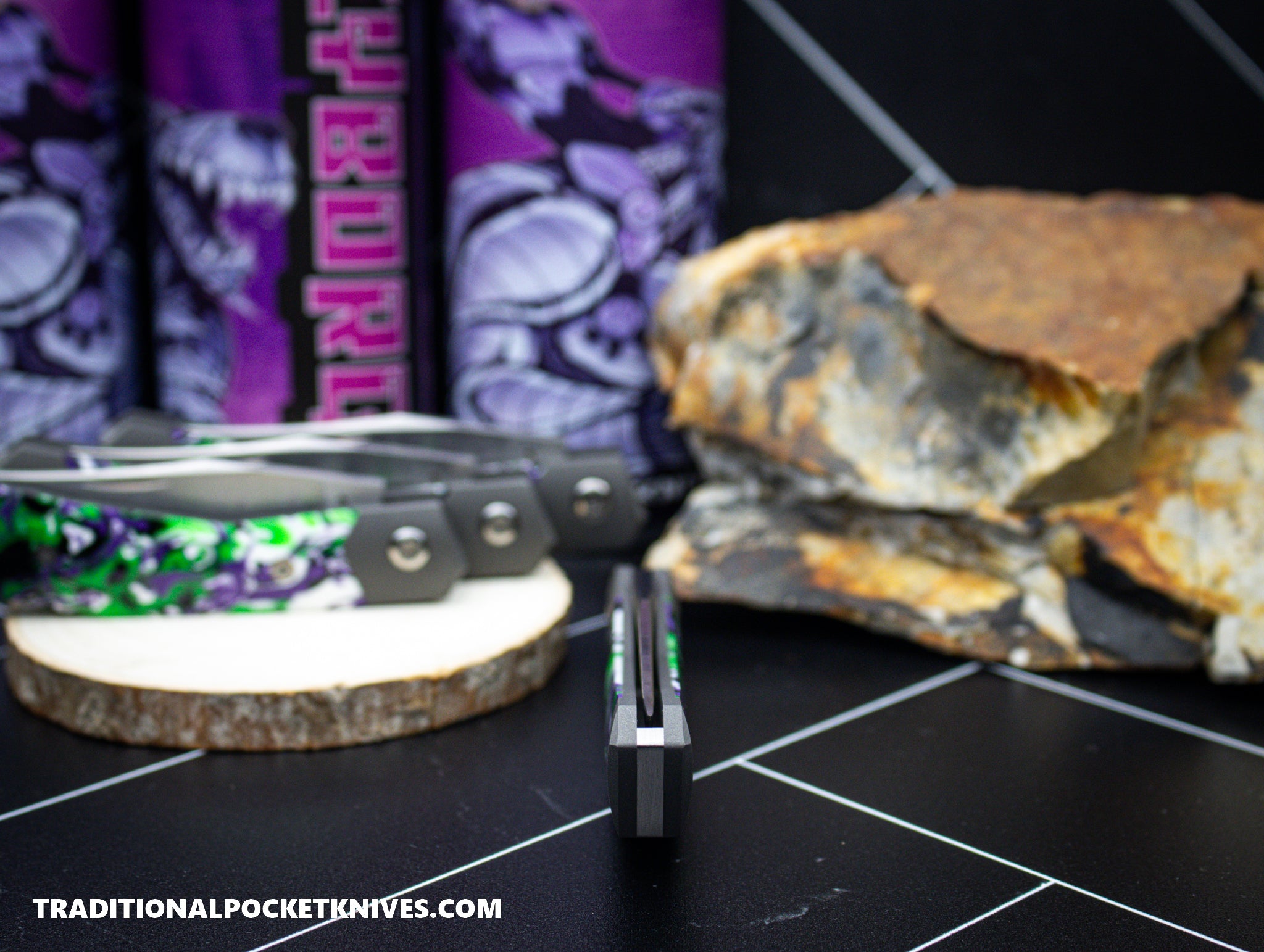 Jack Wolf Knives Mini Cyborg Jack Kaotic Resin Hand Satin - C