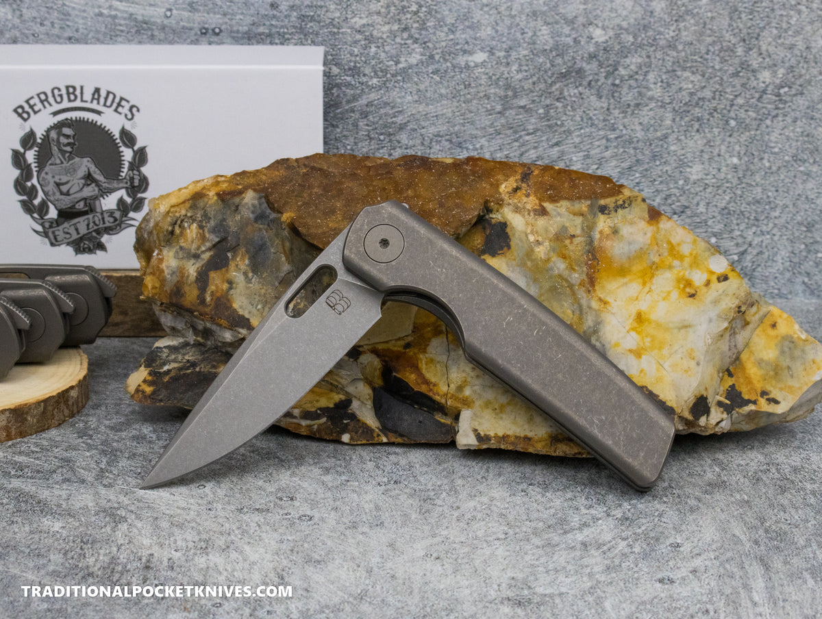 BergBlades Mini Sweeney Full Sandblast Stonewashed Titanium Sandblast Stonewashed Magnacut