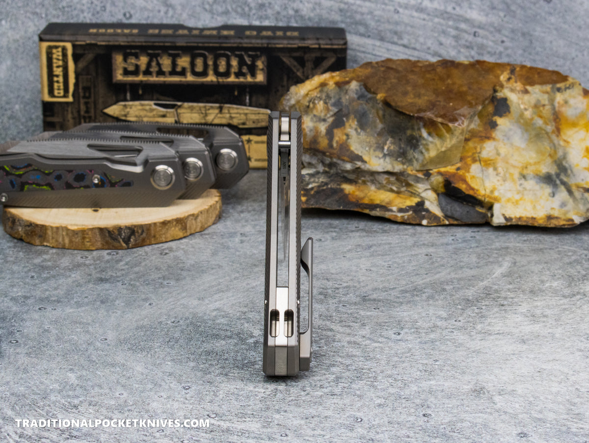 Divo Knives Exclusive Saloon: Beadblasted Titanium CamoCarbon 80's Belt Satin S90V