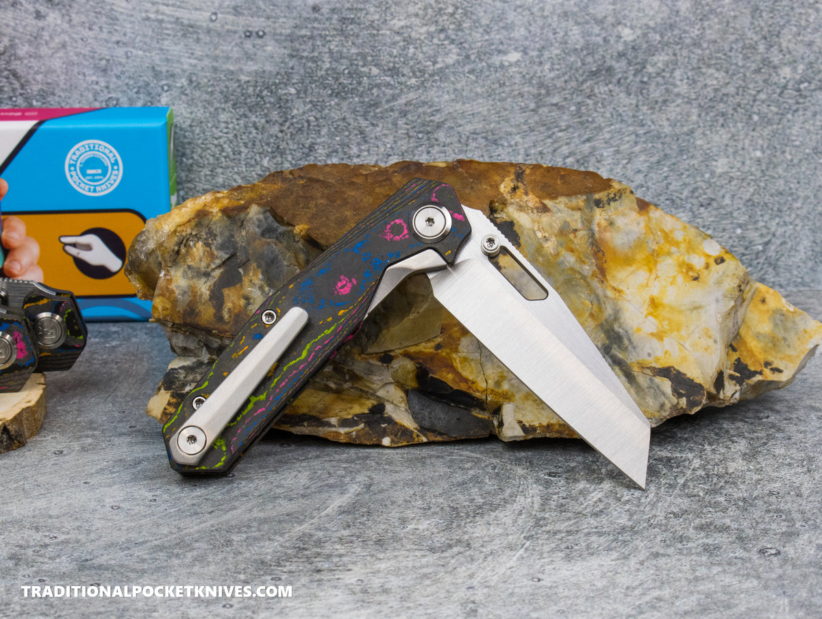 Divo Knives Exclusive SmallBoy Smooth CamoCarbon 80's S90V Satin