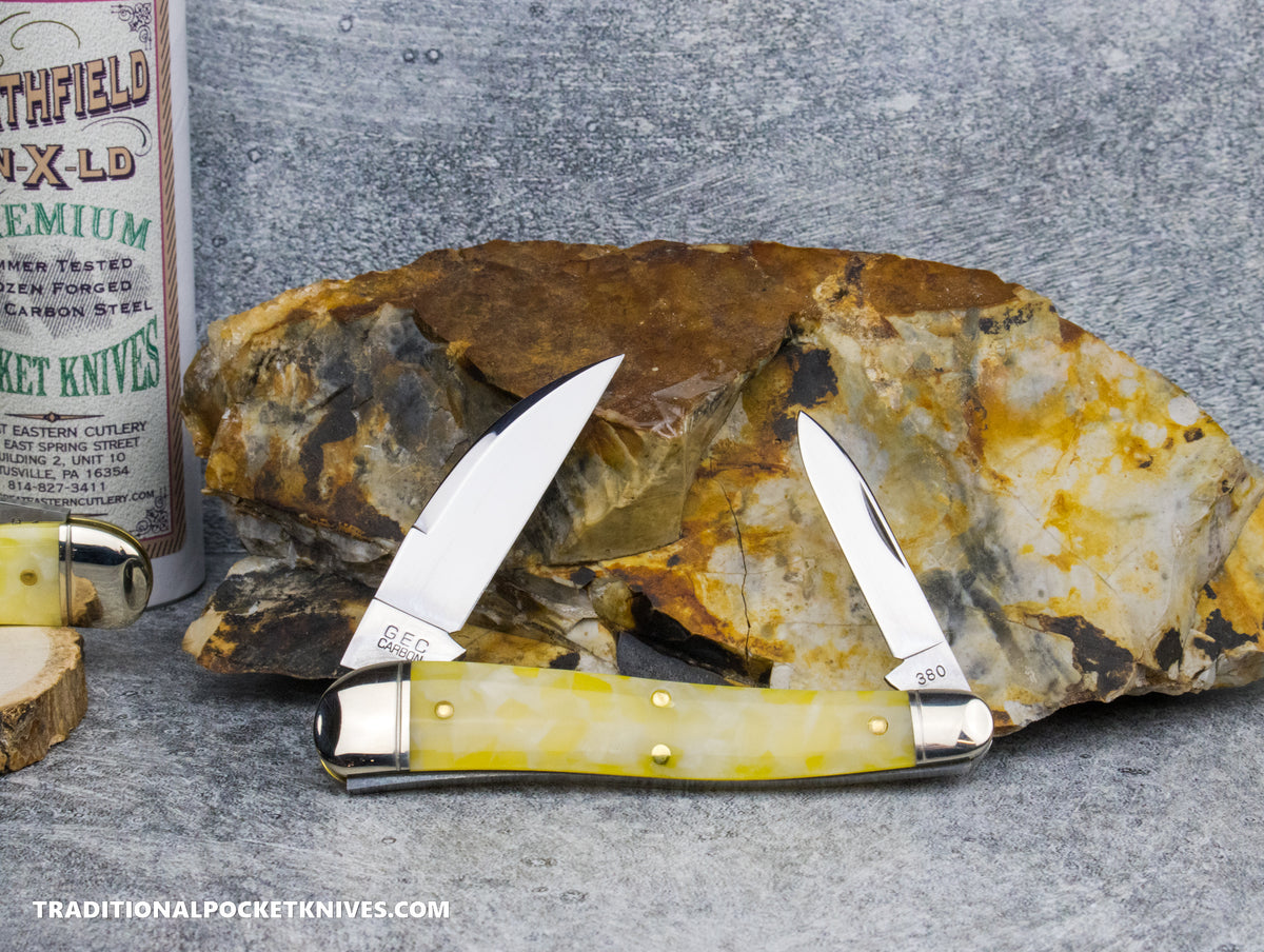 Great Eastern Cutlery #380225 Northfield UNXLD Campfire Whittler Yellow Snow Acrylic