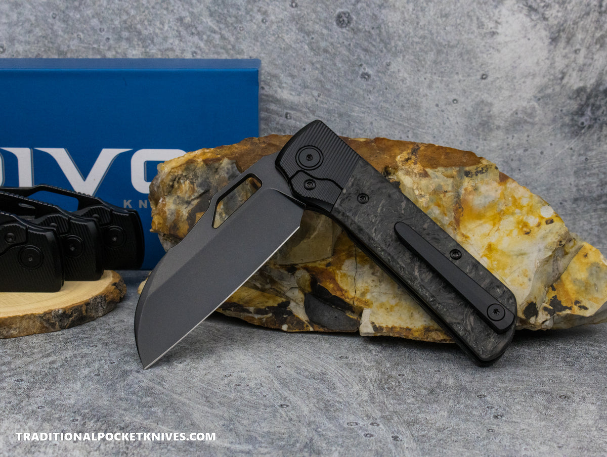 Divo Knives Stout V2: Lefty - Fat Carbon Dark Matter Glow / Black Stonewash