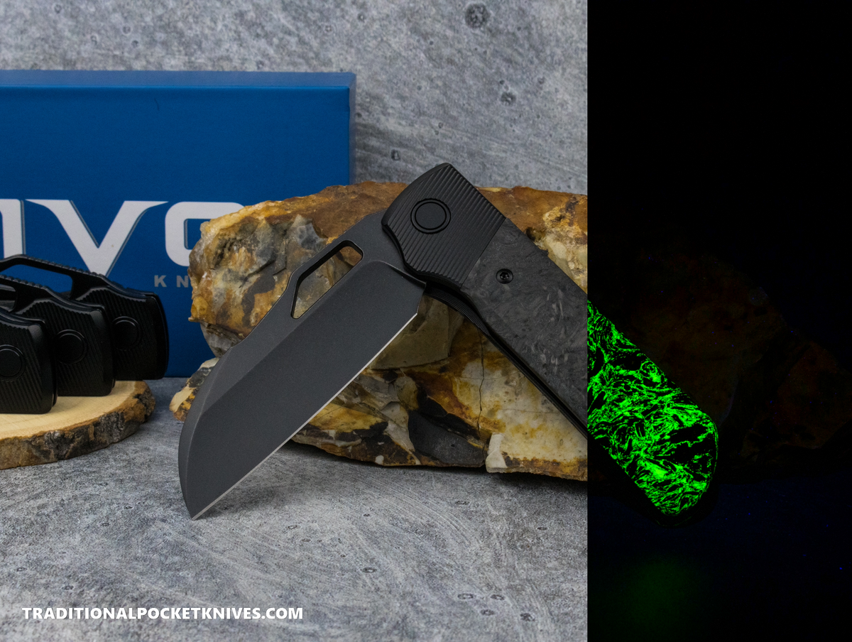 Divo Knives Stout V2: Righty - Fat Carbon Dark Matter Glow / Black Stonewash