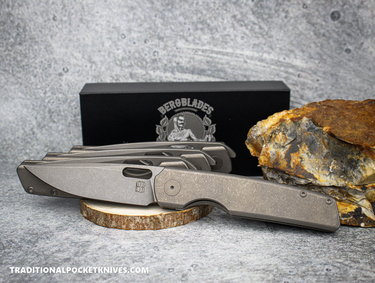 BergBlades Sweeney Full Stonewash Titanium