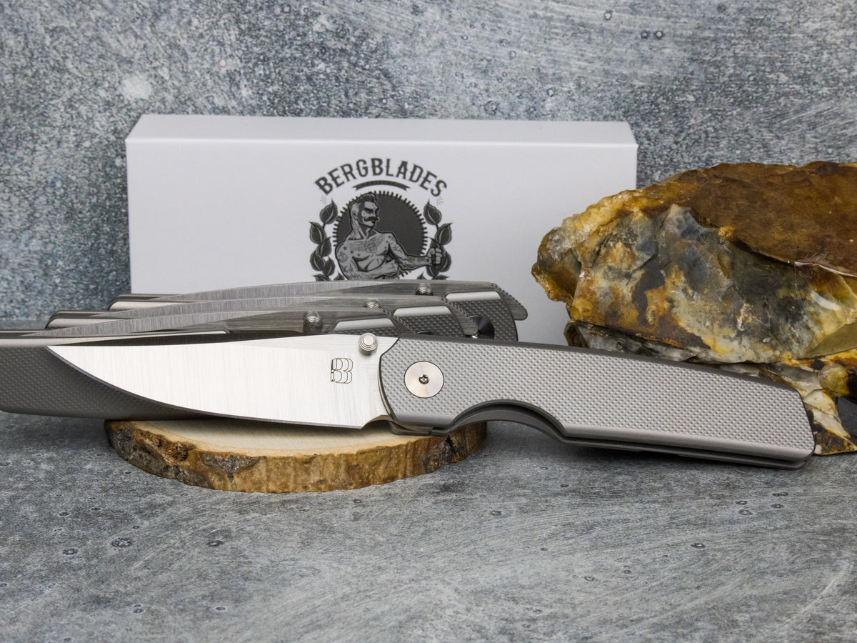 BergBlades Sweeney V2 - Beadblast Diamond Textured Titanium - Magnacut Belt Satin