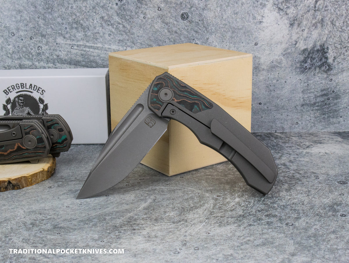 BergBlades Tick : Sandblast Stonewashed Titanium CamoCarbon Shipwreck Inlay : Sandblast Stonewashed S90V : ***LEFTY VERSION***
