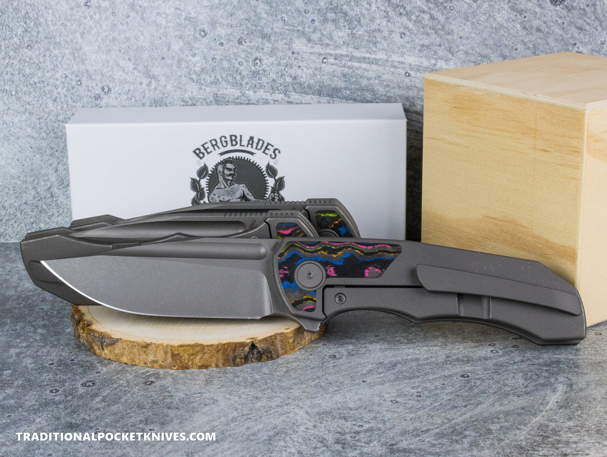 BergBlades Tick : Sandblast Stonewashed Titanium CamoCarbon 80s Inlay : Sandblast Stonewashed S90V : ***LEFTY VERSION***