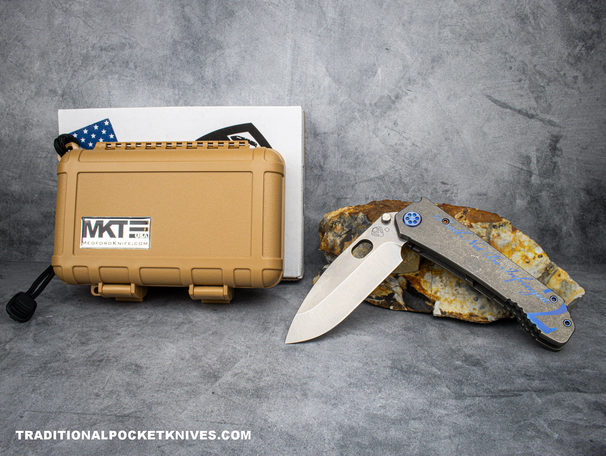 Medford Knives 187 DP Tumbled Drop Point / D2 / Tumbled &quot;2nd Amendment&quot; Handle / Blue HW / Blue Clip