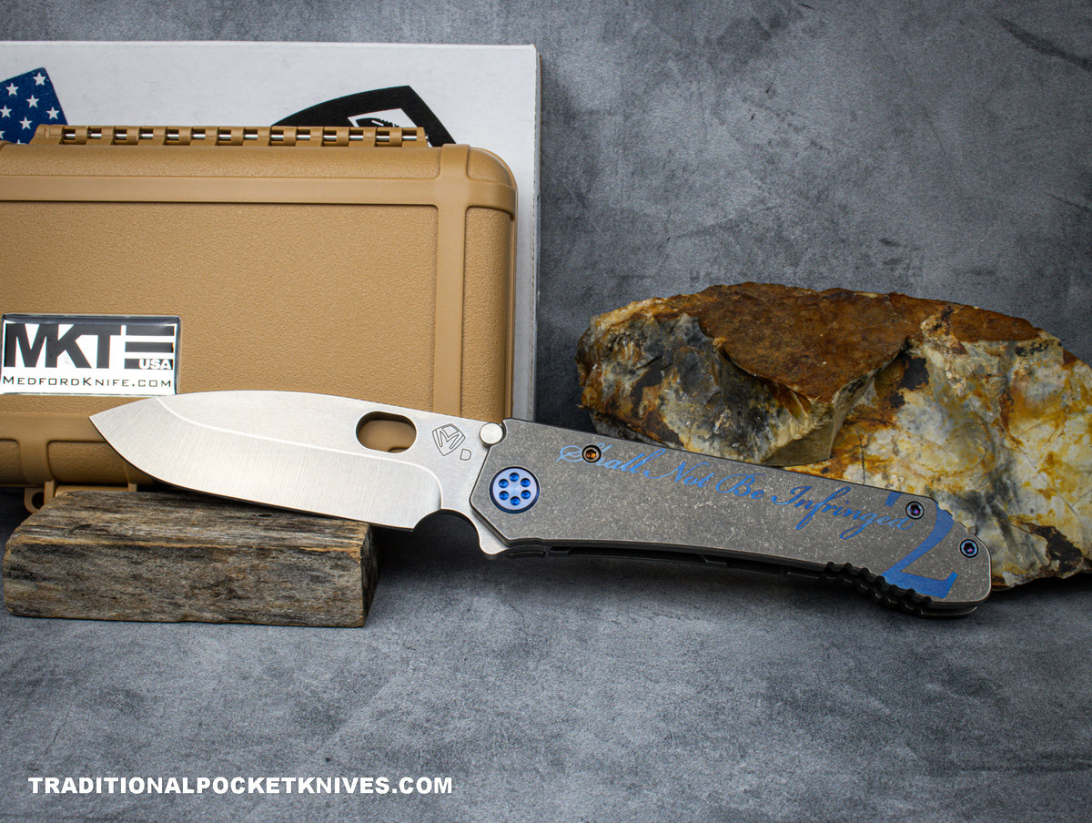 Medford Knives 187 DP Tumbled Drop Point / D2 / Tumbled &quot;2nd Amendment&quot; Handle / Blue HW / Blue Clip