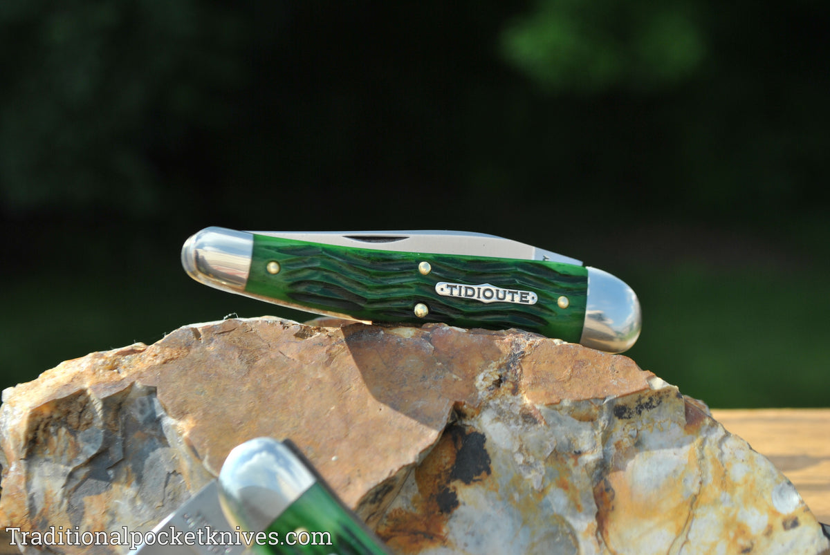 Great Eastern Cutlery #381117 Tidioute Cutlery .38 Special Tractor Green Jig Bone