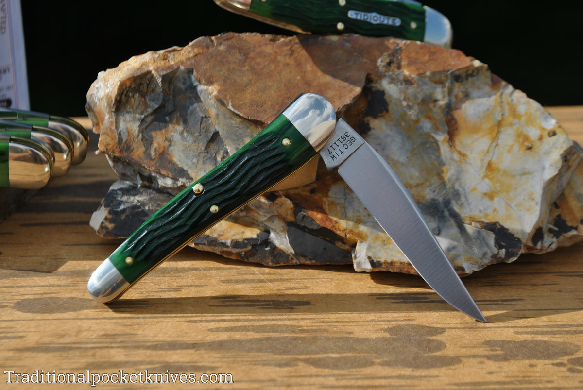 Great Eastern Cutlery #381117 Tidioute Cutlery .38 Special Tractor Green Jig Bone