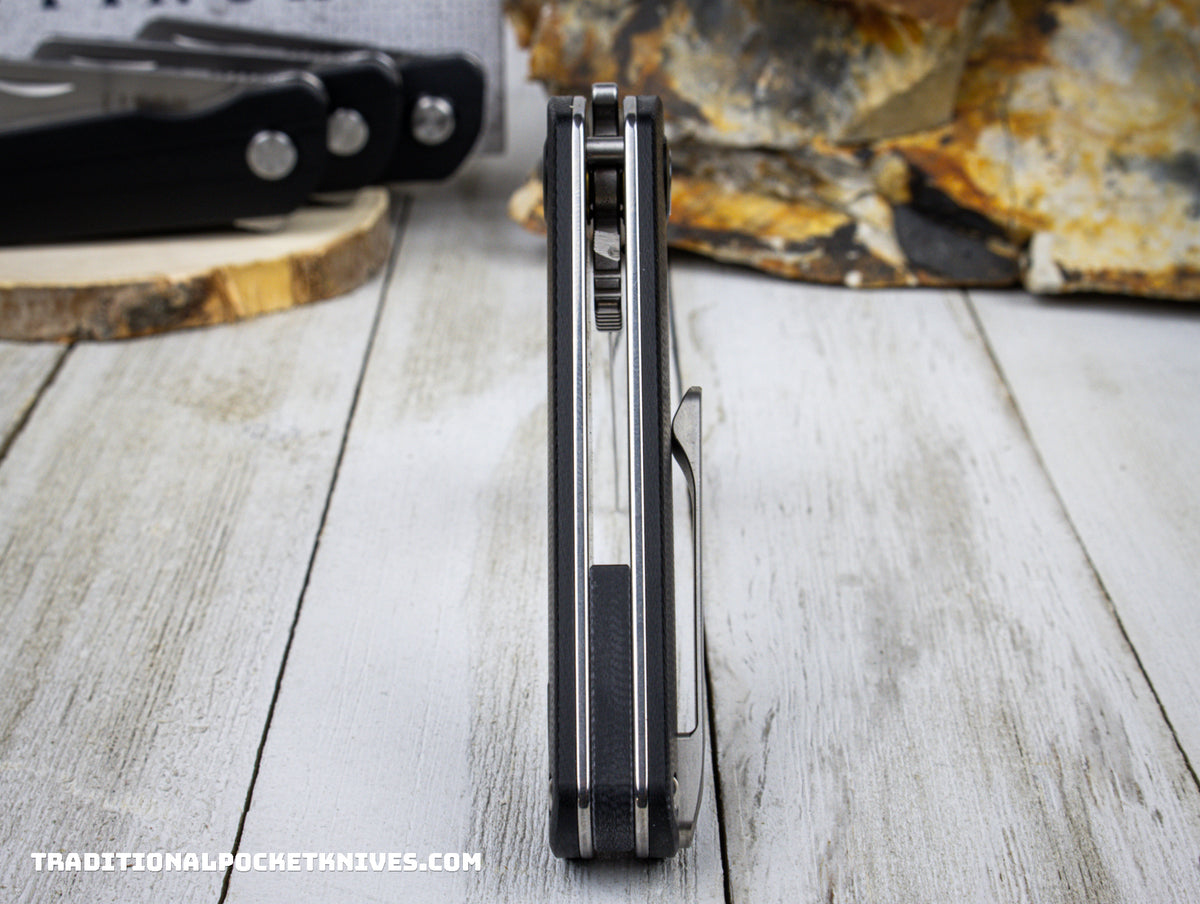 Finch Runtly G-10 Black Shiner