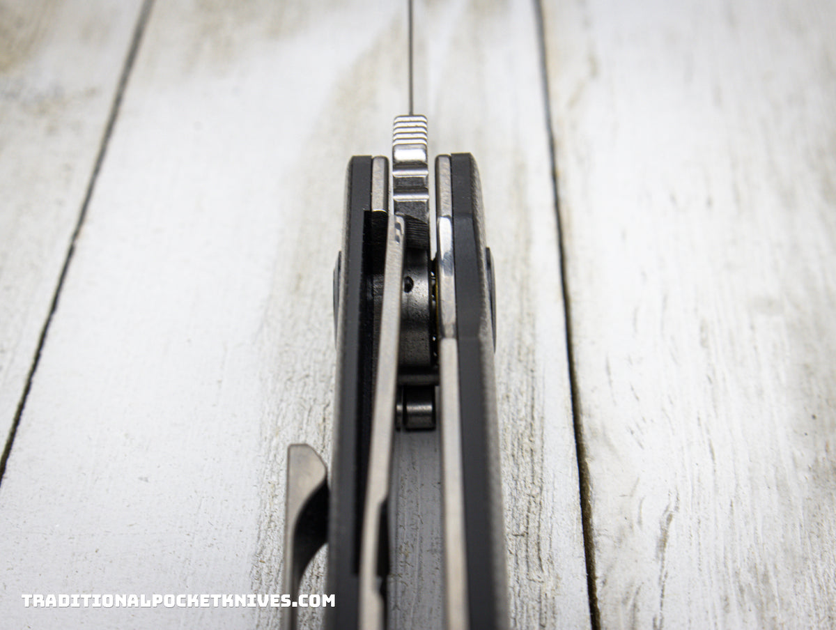 Finch Runtly G-10 Black Shiner