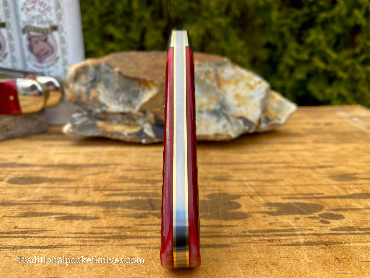 Great Eastern Cutlery #363122 Northfield UNXLD Toenail Clipper Blood Red Jigged Bone