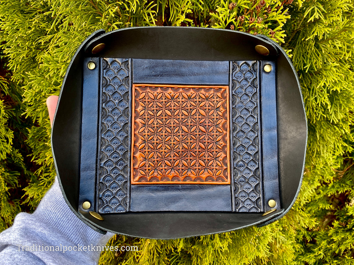 Sage Grouse Leather: Packable Valet Tray &quot;Black Skulls&quot;