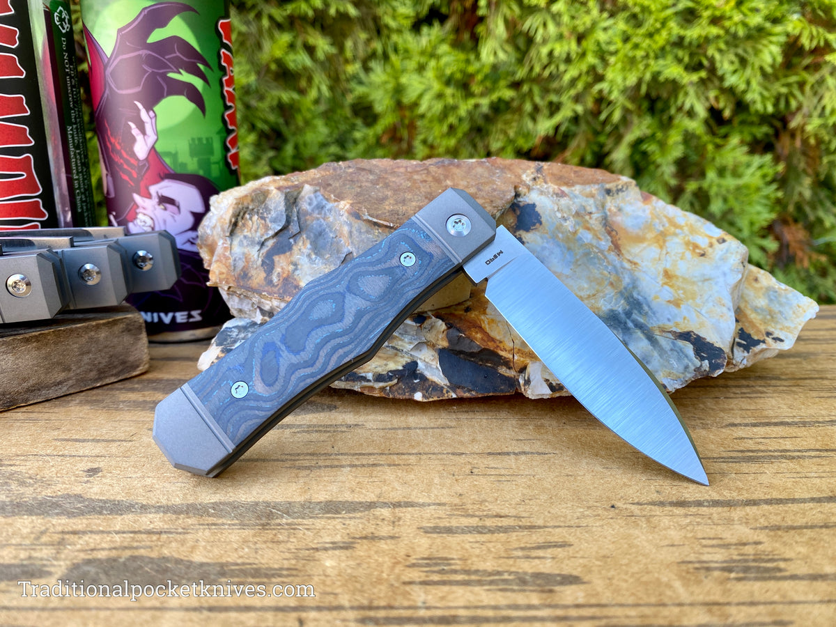 Jack Wolf Knives Vampire Jack CamoCarbon Pacific Blue