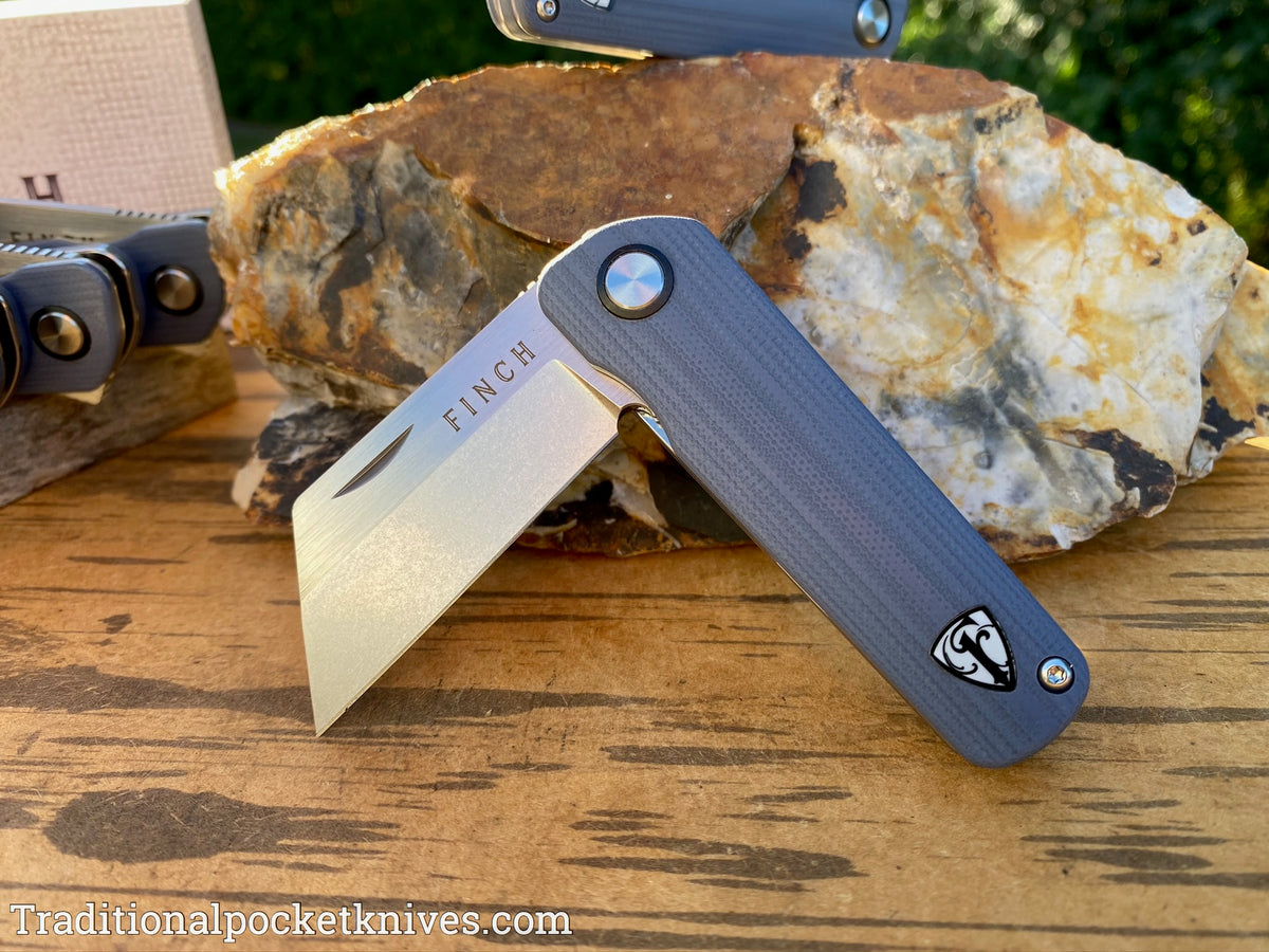 Finch Runtly G-10 Smokey Gray